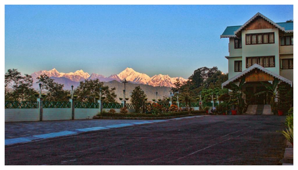 Hotel Mount Siniolchu, Gangtok Ngoại thất bức ảnh